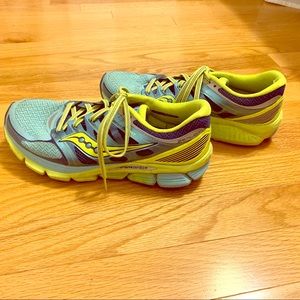 Saucony PowerGrid cross-trainer sneakers Sz 8